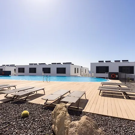 Home2book Modern Bright Abades, Pool & Terrace Apartamento